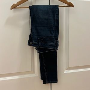 Abercrombie & Fitch Harper Low Rise Jean Legging